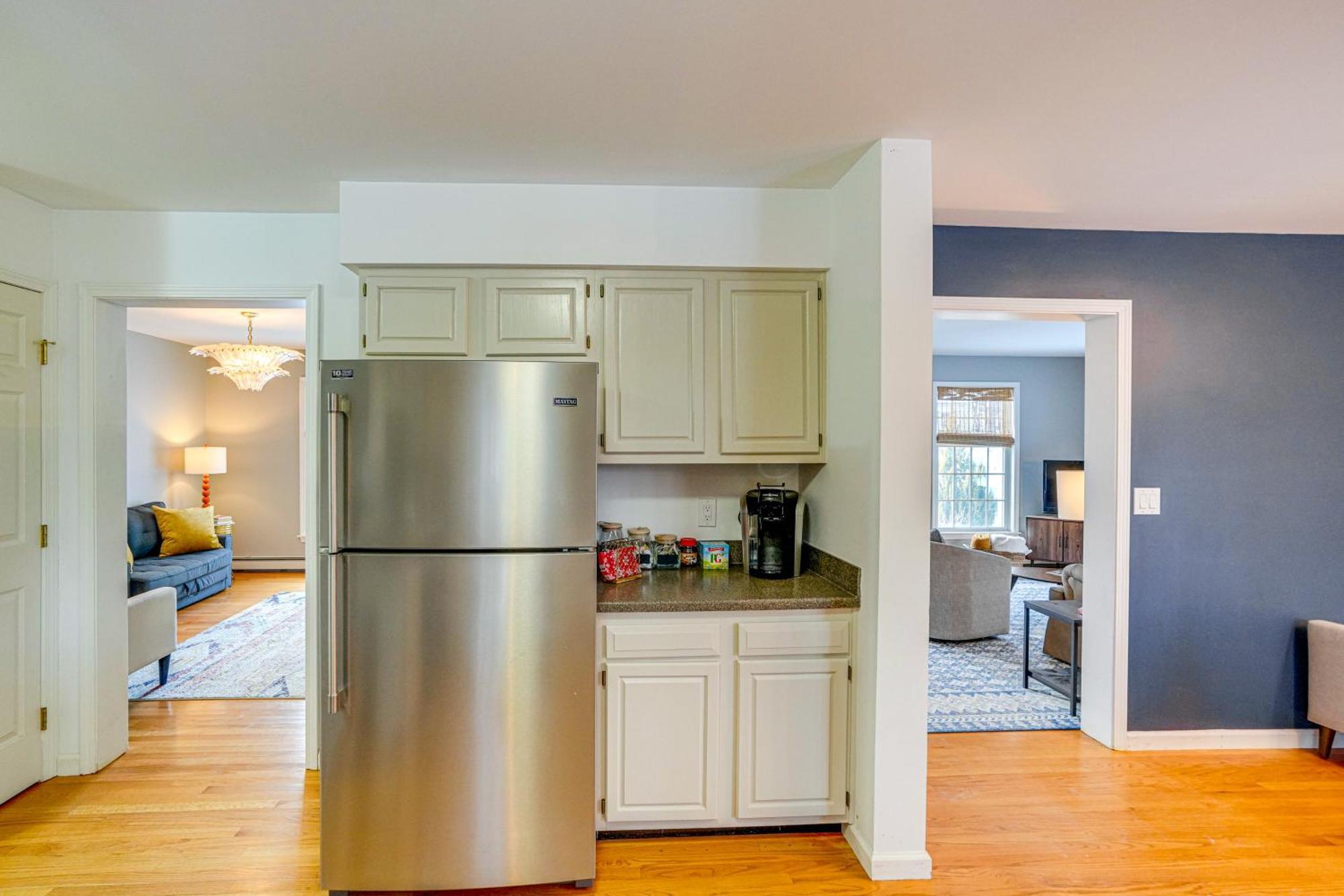 Private Guest House In Dtwn Lenox, Walk To Dining! Luaran gambar